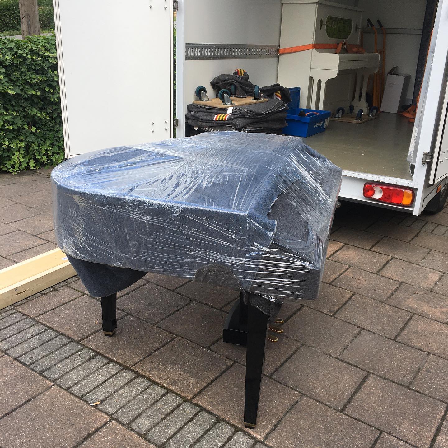 pianoflytt